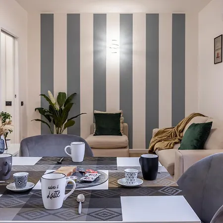 - Luxury E Centro A 3' Design&netflix