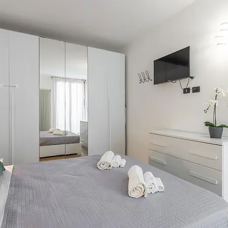 - Luxury E Centro A 3' Design&netflix * Lecco