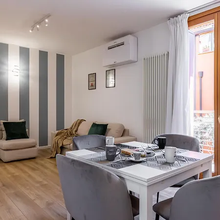 - Luxury E Centro A 3' Design&netflix * Lecco