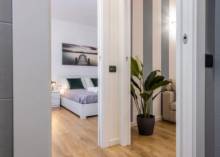 - Luxury E Centro A 3' Design & Netflix Lägenhet Lecco
