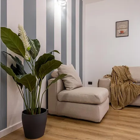 - Luxury E Centro A 3' Design & Netflix Appartement Lecco
